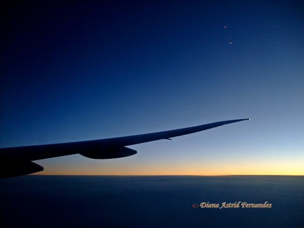 Sunrise-from-plane